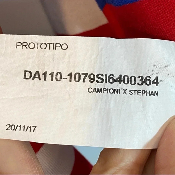 BRANDY MELVILLE RED WHITE & BLUE STRIPE HOODIE ONE SIZE - Picture 6 of 7